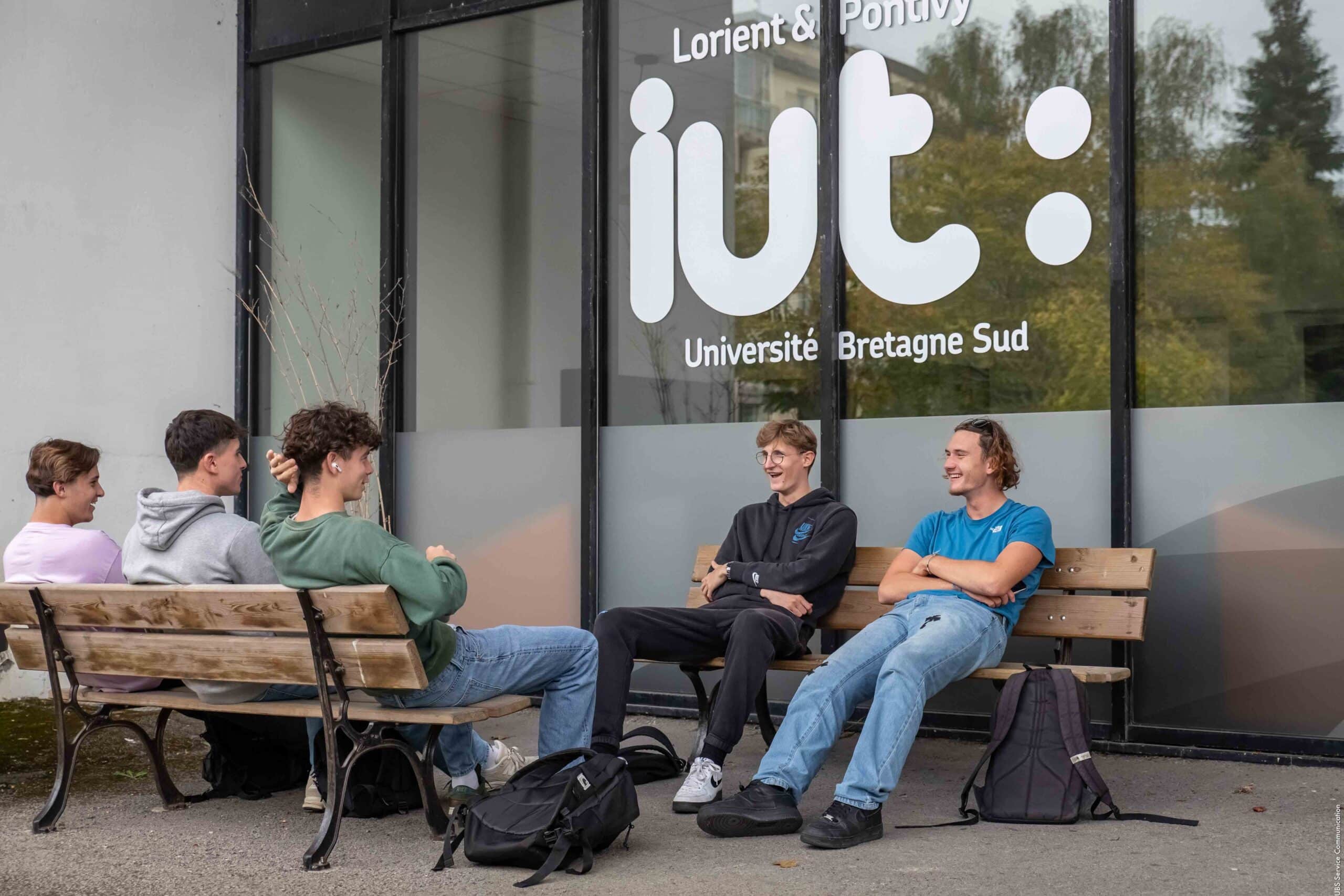 Un IUT, c'est quoi ? - ArIUT - Bretagne